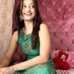 Manasi Naik Instagram - I am attracting better because I have discovered that it all starts with ME I'm going to change myself first so that everything can align for me. I'm not going to blame anyone. I'm going to take responsibility for my life. The better I become, the better I attract…🍀 Thank you Universe 💫 I will Not Give Up Growing Glowing And Healing ❤️‍🩹 #ManasiNaik #Actor #Performer #Beingme #OnMyOwn #Beauty #OOTD #fashionstyle #MyStyle #Secret #grattitude #Happy #survivor #Growing #Glowing #WorkingHard #WatchMeGrow #ThankYou #SelfRealisation #survivor #Cultured #Morals #Focused #mentalhealthawareness #MentalPeace #NewDreams #NeverGiveUp #newbeginnings 🧿