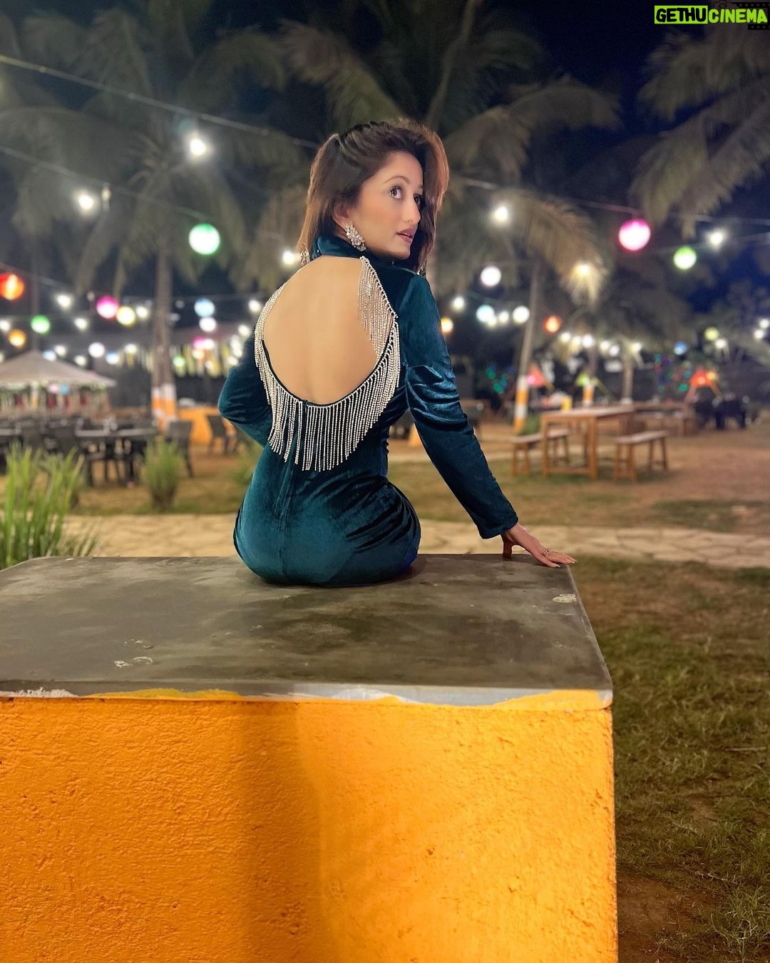 Manasi Naik Instagram - Nothing Stops a Girl When she is Ready To be SUCCESSFUL 👄🎟️🎭 Thank you Universe 💫 I will Not Give Up Growing Glowing And Healing #ManasiNaik #Actor #Performer #Beingme #OnMyOwn #Beauty #OOTD #fashionstyle #MyStyle #Secret #grattitude #Happy #survivor #Growing #Glowing #WorkingHard #WatchMeGrow #ThankYou #SelfRealisation #survivor #Cultured #Morals #Focused #MentalPeace #NewDreams #NeverGiveUp #newbeginnings 🧿 #extraspecial