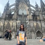 Manasi Naik Instagram - Kölner Dom: Majestic Beauty - Majestätische Schönheit ✨❤️🎀♾️👸🏻 Köln, Germany
