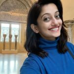 Manasi Naik Instagram – Life is not shrinking for me 🌟
it’s morphing into 
a whole new world of possibilities…❤️👸🏻✨ Louvre Museum Paris