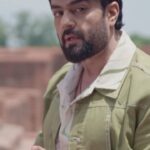 Maniesh Paul Instagram - What caused the demise of Nalanda University? Foreign invasions, ancient curses, fierce competition, or is there more to the story? Watch Episode 2 of “History Hunter”, Monday at 9 PM, only on @DiscoveryIN and @discoveryplusin #DiscoveryChannelIn #DiscoveryPlusIn #ManishPaul #HistoryHunter #IndianHistory #India #History #NalandaUniversity