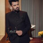 Maniesh Paul Instagram – Event ready!
Outfit @bharat_reshma 
Pic @montypanesarphotography 
Shoes @faccefeliciofficial