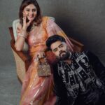 Maniesh Paul Instagram - Happy Diwali🪔♥️ Wearing @bharat_reshma Pic @montypanesarphotography #mp #diwali #home #blessed #love #gratitude