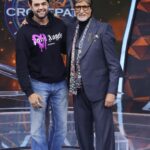 Maniesh Paul Instagram - I cant explain In words what he means to me….wish you a very happy birthday sir @amitabhbachchan 🤗🤗🙏🏼🙏🏼I can’t thank my stars enough that the man I admire the most knows me by my name…love you sir…keep inspiring us all…your fan boy for life and you know it…love you❤️🤗🙏🏼🙏🏼#mp #live #gratitute #mahanayak #bigb# bachchan #superstar #11thoctober #birthday