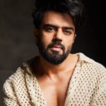 Maniesh Paul Instagram - Chaleya…Jahan jee kara… Pic @meeteshtaneja For @filmfare #mp #mood #rules #live #life #blessed