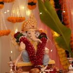Maniesh Paul Instagram - And he blessed us by coming to our house for the 15th year in a row!!GANPATI BAPPA MORYA🙏🏼🙏🏼 Will share the story with you guys soon how @sanyuktap and I decided to celebrate this day and how we decided to go eco friendly with the visarjan!(for last 15 years)…coming soon #mp #bappa #god #blessed #gratitude #darshan #ecofriendly