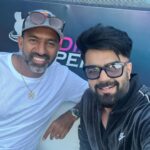 Maniesh Paul Instagram – Met the LEGEND!!!wonderful chatting with you!what an inspiration!! @rohanbopanna0403 more power to you!!BE UNSTOPPABLE,the entire country is celebrating you!thanks for making INDIA proud!!
#mp #champion #tennis #india #worldnumber1
