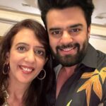 Maniesh Paul Instagram - Aaj ke din wishing u on your favourite song!!hahahahah happppy budddday meri BEHAN….stay the awesome soul you are ALWAYS…we love you🤗🤗 @sanyuktap #mp#wishes #didi #behan #BLESSED #sister