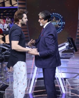 Maniesh Paul Instagram - I cant explain In words what he means to me….wish you a very happy birthday sir @amitabhbachchan 🤗🤗🙏🏼🙏🏼I can’t thank my stars enough that the man I admire the most knows me by my name…love you sir…keep inspiring us all…your fan boy for life and you know it…love you❤️🤗🙏🏼🙏🏼#mp #live #gratitute #mahanayak #bigb# bachchan #superstar #11thoctober #birthday