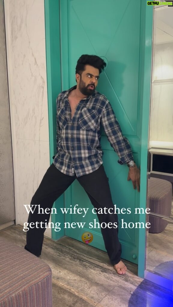 Maniesh Paul Instagram - Shoe lovers will connect😜😜🤣🤣