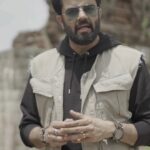 Maniesh Paul Instagram - Ever imagined the white expanse of Lakhpat, in Gujarat, as a vibrant trading & rice hub? If you haven't, get ready to know the untold story of Lakhpat & how this bustling town changed into a white desert! Watch Episode 5 of 'History Hunter', Monday at 9 PM only on Discovery Channel India & discoveryplusin Co powered by @mgmotorin | @phonepe | Harpic Associate Sponsors @flipkart | Lotte Choco Pie | LG OLED OEV #DiscoveryChannelIn #DiscoveryPlusIn #ManishPaul #HistoryHunter #IndianHistory #India #History #IncredibleIndia #Mahabalipuram