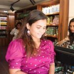 Manimegalai Instagram - Follow @lakshmikrishna_naturals @lakshmikrishna_feedbacks @lakshmikrishna_naturals @lakshmikrishna_feedbacks Shops available on Chennai, Coimbatore, erode, Salem, hosur, Bangalore ❇️Hair oil - reduce hairfall & volumizing hair length ❇️Biotin gummies - clinically proven hair stronger & thicker ❇️Forehead gel - helps to hair growth ❇️Hair growth serum - helps to root hair growth & stronger ❇️Conditioning shampoo - moisture & de tangle the hair ❇️Anti frizz hair serum - reduce frizz your hair Orders kindly follow lakshmikrishha insta page And DM or Call 8447690898 9090903014 Whatsup 9361503644 9344569982 PR: @shoutout_campus
