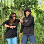 Manimegalai Instagram – Click with ennoda first enemy 😬
Enna maari oru talented akka ku ipdi oru muttal thambi 🤦‍♀️