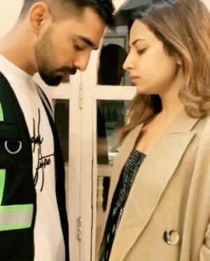 Maninder Buttar Instagram - 4 years of “Laare” … !
@sargunmehta @jaani777 @bpraak @arvindrkhaira @iamjaskaran @whitehillmusic @gunbir_whitehill @manmordsidhu 

🤍🎶