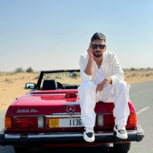 Maninder Buttar Instagram - “About You” releasing tomorrow 5:00 PM ……

#maninderbuttar @jumana @jaybsinghofficial @karxnthabal @amannindersingh @harmanbuttarr @dpuhan @faheemrahiman @believeasd