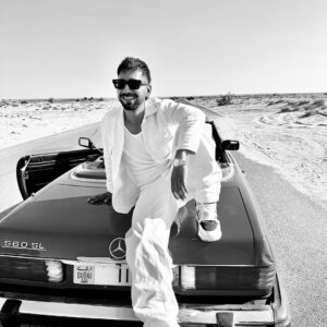 Maninder Buttar Instagram - “About You” releasing tomorrow 5:00 PM ……

#maninderbuttar @jumana @jaybsinghofficial @karxnthabal @amannindersingh @harmanbuttarr @dpuhan @faheemrahiman @believeasd