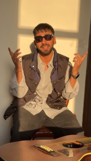 Maninder Buttar Instagram - Badlaan nu pare hona painda jado hath jode 🙏🤍🎶 #aboutyou