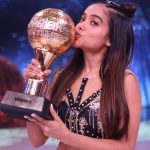 Manisha Rani Instagram - DREAMS DO COME TRUE ✨ Aaj shabd kam hain aapki tareef mein..Bihar ke chote gaon se aai ek choti se ladki ne bade sapne dekhe!! Aur us sapne ko pura karne ke liye pura hindustan saath aa gaya... Sukriya un sab ko jinhone mujhe jhalak ki journey mein itna pyar diya aur trophy bhi mere hath mein dilwai sirf yahi khaungi. 🙏 Aap ki tareef mein kya kahen❤️ Aap hamari jaan ban gaye. I am happy...So happy..m going to sleep like a baby today after a hard day’s work and it’s all because of my FANS = FAMILY❤️ Sooo grateful 🙏 #ManishaRani #ManishaSquad #jhalakdikhlajaa11