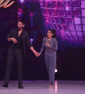 Manisha Rani Instagram - Finally apne Aditya se mil li🫣❤️🤗

Such an amazing Actor
@shahidkapoor