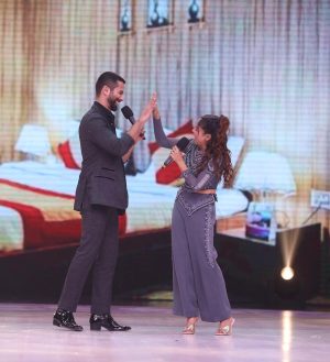 Manisha Rani Instagram - Finally apne Aditya se mil li🫣❤️🤗

Such an amazing Actor
@shahidkapoor