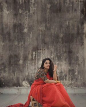 Manjima Mohan Instagram - 🧡❤️

Direction: @aadhavkannadhasan
Photography & editing: @gowtham__rajendran
Styling: @by_sarana
Saree: @suta_bombay
Makeup and hair : @hemalathahairandmakeup