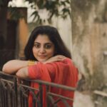 Manjima Mohan Instagram - 🧡❤️ Direction: @aadhavkannadhasan Photography & editing: @gowtham__rajendran Styling: @by_sarana Saree: @suta_bombay Makeup and hair : @hemalathahairandmakeup Chennai, India