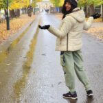 Manju Warrier Instagram - You lead many lives when you travel ❤️ #travel #austria #vienna #wintervibesineurope 📸 @bineeshchandra