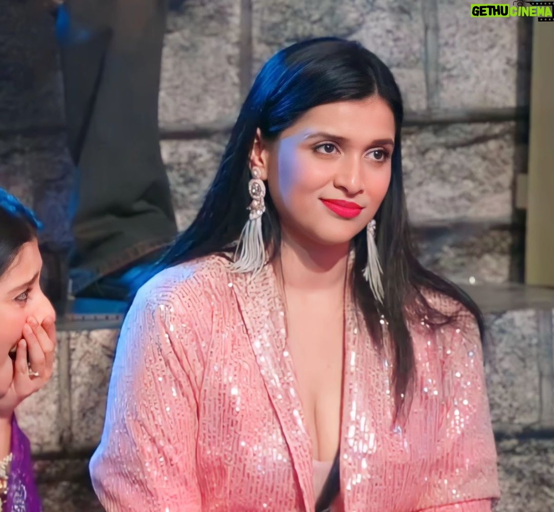 Mannara Instagram - Lighting up Bigg Boss with my pink perfection! 💖✨ Styled by @mitalihandaofficial Customised Outfit @missmomo.in Earrings @kqjewellerystore Jewellery styling @rimadidthat @colorstv @officialjiocinema @beingsalmankhan @krushna30 #MannaraChopra #MannaraIsTheBoss #BB #BiggBoss #BB17 #BiggBoss17 #Colors #Mannara #WKV