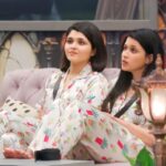 Mannara Instagram – This song is for my dear sister @mitalihandaofficial 💖 

#BB #bb17 #mannarachopra #biggboss17 #biggboss #twinning #newpic #explorepage✨ #mannara