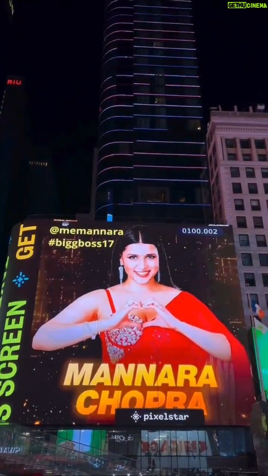Mannara Instagram - We made it to Times Square 🎊💯 Thank you my fans and family for the immense support ❤️ @memannara @mannarachopraofficial @colorstv @officialjiocinema #BB #BB17 #BiggBoss17 #biggboss17contestants #bigboss #mannarachopra #mannara #biggbossunseen #biggbossmemes