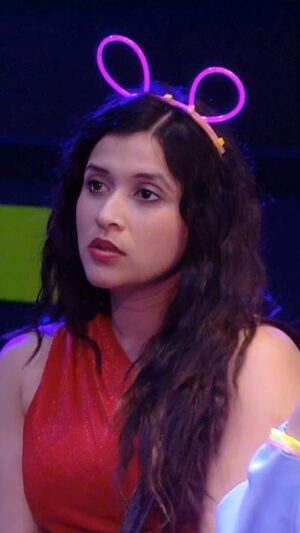 Mannara Instagram - Friendship, Captaincy se upar hai boss 💯

(Friends daga de jaye wo alag bat hai 😉😂)

@mannarachopraofficial
@colorstv @officialjiocinema 

#BB #BB17 #BiggBoss17 #biggboss17contestants #bigboss #mannarachopra #mannara  #biggbossunseen