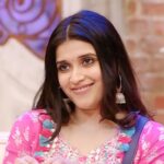 Mannara Instagram - Caption aap log suggest karo.. ☺️ Styled by @mitalihandaofficial @colorstv @officialjiocinema #biggboss #bb #colors #mannarachopra #salmankhan #biggboss17 #bb17 #newpic #igfashion #pinkaesthetic #pinkvibesonly #biggbossunseen #ᴄᴜᴛᴇᴇᴅɪᴛs India