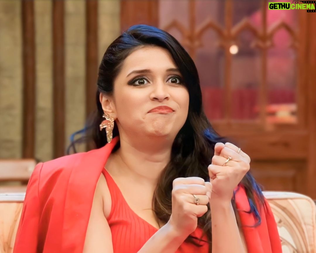 Mannara Instagram - Painting Biggboss house Red (with love and passion) ever since I've entered the house β€οΈπ Earrings @perle__jewels x @rimadidthat #bb17 #mannarachopra #biggboss #biggboss17 #bb #mannara #redaesthetic