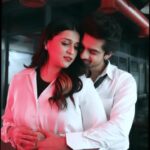 Mannara Instagram - Let your love speak through the soulful notes of 'Saanware' 💖🎵 #MannaraChopra #Saanware #AbhishekKumar #Mannarians #AkhilSachdeva #NashaBoy #Igvideo #viralreels #viralsong