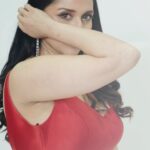 Mannara Instagram - Love is an emotion that connects us all. Today, let's celebrate love with Mannarians. Whether it's supporting our grandparents, being kind to a watchman, or simply lending a helping hand to someone in need, let's make this day about spreading love and kindness to all. Together, we can make a difference by being polite, understanding, and compassionate towards one another. ❤️ Happy Valentine's Day! ❤️🥰 Styling @style_by_sujatarajain Real diamonds by her own brand @bmbjewelsofficial Shot by @fahhu_ Location @viralvisionstudios HMU @sunny_makeup_artist Shoot managed by - @parichit_28 #mannarachopra #valentinesday #love #valentines #mannarians