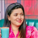 Mannara Instagram - When my morning cup of tea is all that I need to begin my day🫶 #chailover 💗 Constant love for white 💗🫶 Styled by @mitalihandaofficial Nightsuit @claura.in Hairband @adwitiyacollection #Bb #bb17 #boggboss17 #biggboss #mannarachopra #hotpinkaesthetic #pinkpinkpink #loveforpink