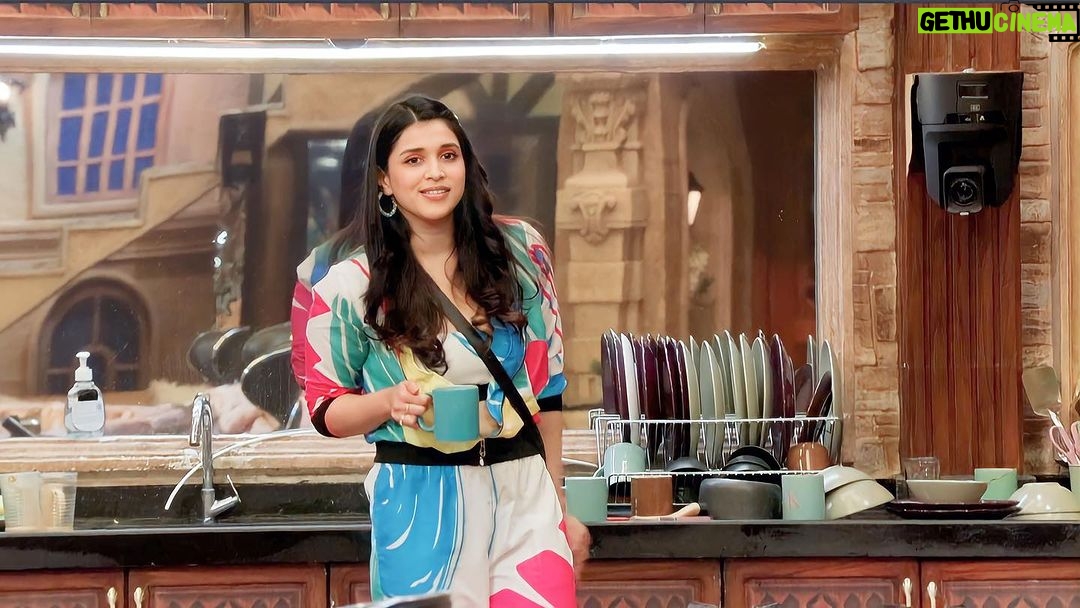 Mannara Instagram - 1,2,3 or 4? Styled by @rimadidthat Coords @midnightangelsbypc #mannarachopra #biggboss #bb #bb17 #lifelessons #biggboss17 #girlswholift #empowerment #biggbossunseen #biggbossupdates #biggbosslive