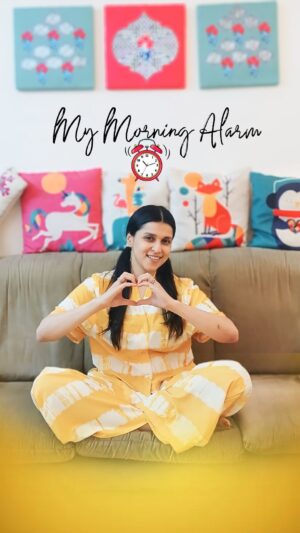 Mannara Instagram - The BB anthem is my new morning alarm ⏰,Thankyou @beingsalmankhan @colorstv @endemolshineind @viacom18 @viacom18studios for having me 🫶🏻☺️

#Biggboss17 #bb #MannaraChopra #biggboss #morningalarm