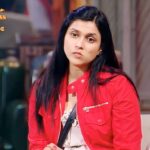 Mannara Instagram - Pic1: 💭👀 Pic2: Curious minds cook up the best surprises. What's simmering in mine? 🤔✨ #NewPost #BB17 #Biggboss17 #MannaraChopra #Colors #Biggboss #biggbossunseen #CuteSmile #cutegirlsonly #mannara #💭 India