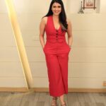 Mannara Instagram - Hey there 👋 Styled by @style_by_sujatarajain #mannarachopra #mannara #newpic #igpost India