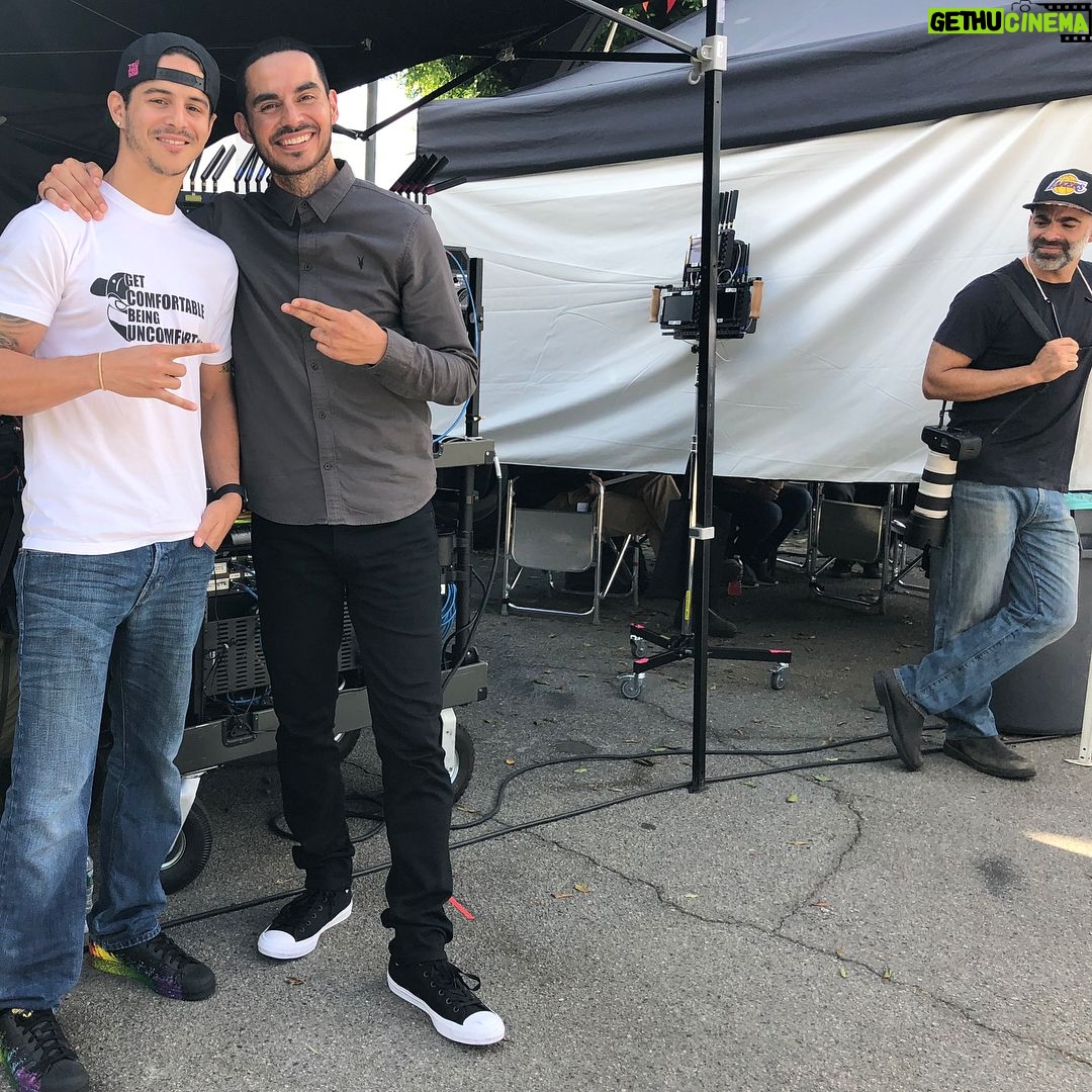 Manny Montana Instagram - My chosen brother @youngflip7 and some creepy dude looking at us. 🤨 LOL! Blessed my boy had some time to come to set and share some laughs. @nbcgoodgirls @anwnation #goodgirls #americanninjawarrior #ninja