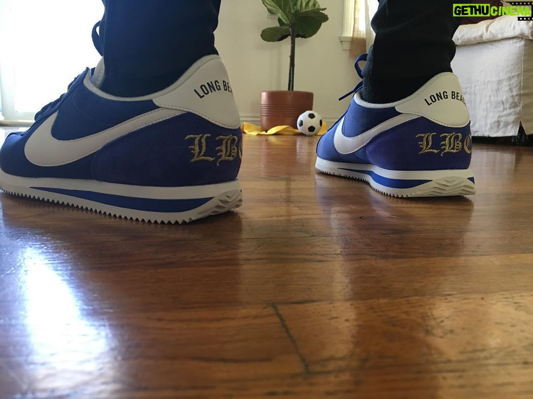 Manny Montana Instagram - My annoyingly talented wife @adelfamarr is incapable of taking a simple boring picture. @nike #cortez #longbeach #LBCcortez