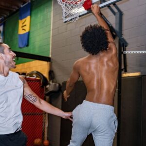 Manny Montana Instagram - And because I apparently love taking L’s 🤦🏽‍♂️ I took on the CHAMP @ashtonsylveh2o 🥊