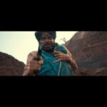 Manoj Bajpayee Instagram - Kya apni aur apne bacche ki jaan bacha kar Dasru kar payega iss khatre ka saamna? #Joram trailer is out now! (Link in bio) In cinemas worldwide on 8th December. @zeestudiosofficial @mohdzeeshanayyub @nakedindianfakir @village_at_makhijafilm @nowitsabhi @smitatambe @tannishtha_c @meghamathurhere @nimmyraphel @bose.anupama @deepaksimhal @piyushputy @avrobanerjee @mangeshdhakde @sidmeer @viraj_selot @ipankajbatra @joshi.ashvin @dhiman.karmakar @castingbay @ashimaavasthi @callmenabo @zeemusiccompany