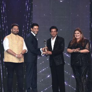 Manoj Bajpayee Instagram - Thank you for the Best Actor award for Sirf Ek Banda Kaafi Hai (OTT) and Best Actor for Joram (Jury Choice) at the @iconicgoldaward

A heartfelt thank you to the amazing teams behind both films, @zeestudiosofficial , @bsl_films , and @zee5 Special thanks to my directors, @apoorvsinghkarki01 for Sirf Ek Banda Kaafi Hai and @nakedindianfakir for Joram. 🙏🏼

Outfit: @bharat_reshma
Shoes: @bharat_reshma
Styled by: @azcouture_official
Assisted by: @akansha_stylist