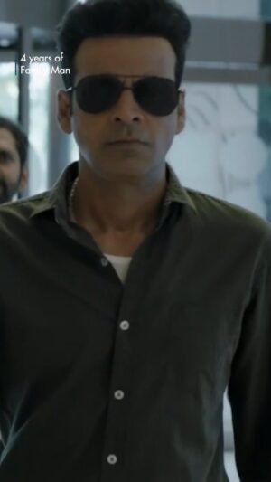 Manoj Bajpayee Instagram - "Arey sir samaj gaya..." Remember when Srikant said this? Celebrating 4 years of thrilling missions and unforgettable moments with #FamilyMan. #4YearsOfFamilyMan 

@rajanddk @iamsumankumar @suparnverma @pillumani @mrfilmistaani @hindujasunny @shreyadhan13 @gulpanag @familymanamazon @primevideoin