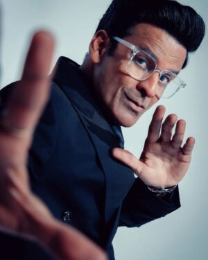 Manoj Bajpayee Instagram - Suited in shadows, alive with the expression!

Fashion stylist:  @krishkgatriofficial 
Assistant Stylist: @sakshi_sikaria
Outfit: @linebyshamimkhan 
Footwear: @lsoleshoes_in