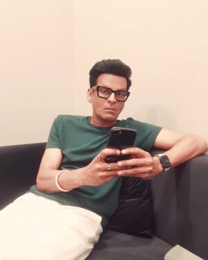 Manoj Bajpayee Instagram - The face I make when you haven't set a reminder for #KillerSoup 🤨 

Reminder set Kiya??

PREMIERES TODAY AT 1:30PM on @netflix_in . 

#KillerSoupOnNetflix
