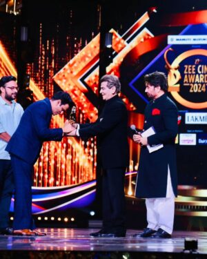 Manoj Bajpayee Instagram - #SirfEkBandaaKaafiHai - For the win, every Bandaa counted! Best Actor OTT & Best Film at the #ZeeCineAwards Immense gratitude for the love and support ❤️ @zeecineawards @zeestudiosofficial @zee5 @apoorvsinghkarki01 @vinod.bhanushali @suparnverma @bsl_films

Coming with another adventure #BhaiyyaJi, poster to Dekha hi hoga? TEASER drops on 20TH MARCH.

Outfit: @bharat_reshma
Shoes: @Rossobrunelloofficial
Styled by: @azcouture_official
Assisted by: @akanshachaturvedighosh
Watch: prdip_balaji