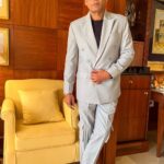 Manoj Bajpayee Instagram - दिल्ली के दिल में, एक पल! 💖 Outfit: @basicsandoffbeat Sunglasses: @voyageeyewear Footwear: @nicheshoeindia Styled by: @azcouture_official Assisted by: @labelblive